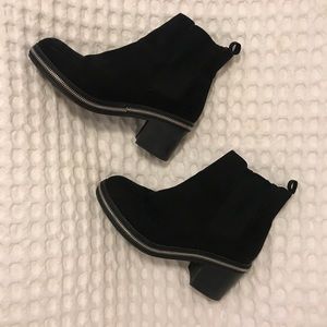 PERFECT FALL  BLACK BOOTIES